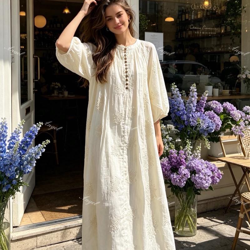 Éloise Cottage Maxi Dress
